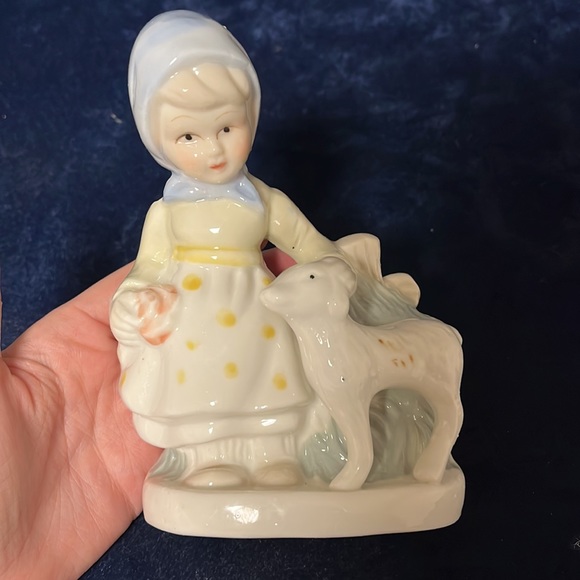 VTG Girl with Lamb Figurine - Picture 1 of 4